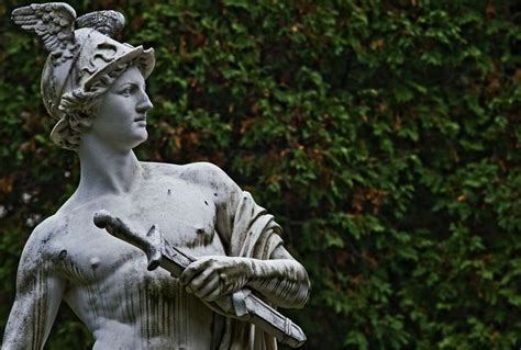 hermes in roman mythology.